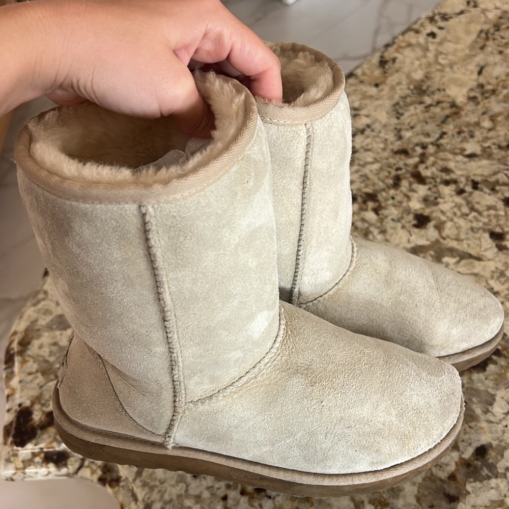 UGG Classic II Genuine Shearling Lined Short Boot (sand color)
